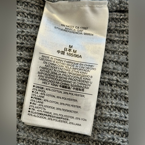 Sz M Gap heathered grey knit button front cardigan pockets wool blend v neck - Picture 8 of 9